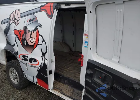 2016 Chevrolet Express 2500 Work Van из США, поврежденный, VIN 1GCWGAFF0G1135684